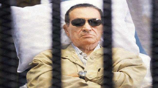 محكمة مصر تبريء مبارك من تهم &quot;قتل متظاهري ثورة يناير&quot;