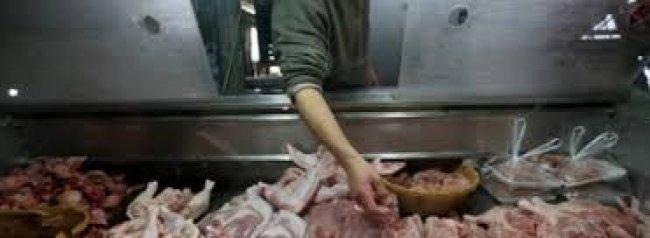 قرار بإدخال الدجاج المبرّد لغزة بعد ارتفاع سعر &quot;اللاحم&quot;