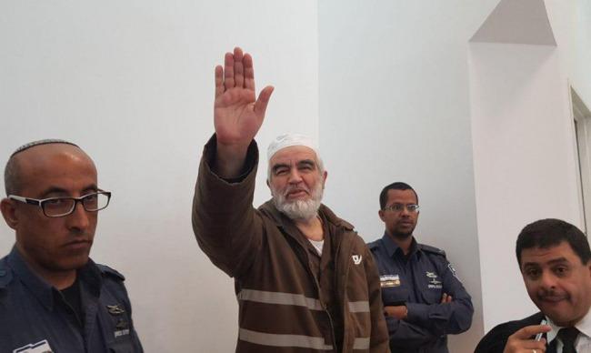 محكمة الاحتلال تمدد اعتقال الشيخ رائد صلاح