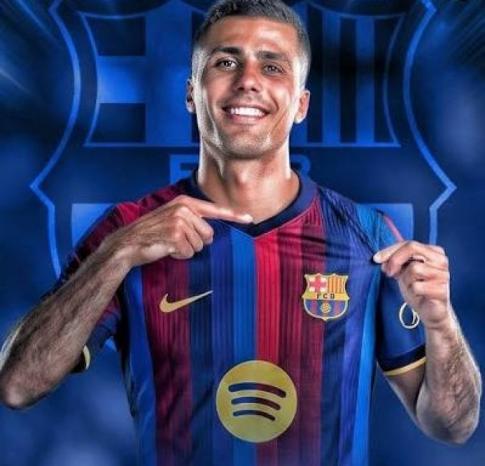اتفاق بين برشلونة والسيتي حول انتقال رودري للبلوغرانا.. هذه قيمة الصفقة اتفاق بين برشلونة والسيتي حول انتقال رودري للبلوغرانا.. هذه قيمة الصفقة