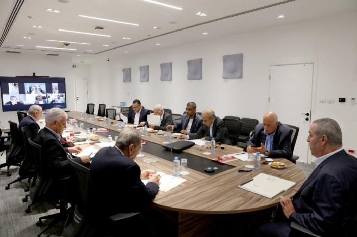 مركزية "فتح" تناقش المستجدات وترحب بقرار "اللجنة التنفيذية" والمرسوم الرئاسي بتأجيل الانتخابات مركزية "فتح" تناقش المستجدات وترحب بقرار "اللجنة التنفيذية" والمرسوم الرئاسي بتأجيل الانتخابات