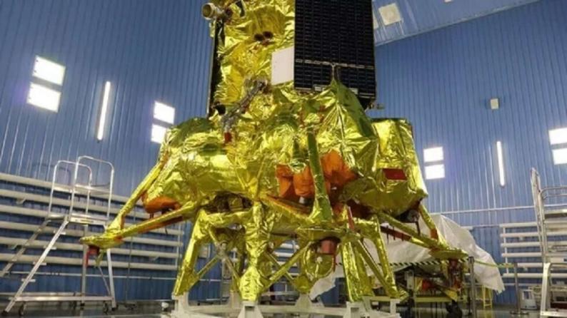 تشغيل الأجهزة العلمية بنجاح على مركبة &quot;لونا ــ 25&quot; الفضائية الروسية