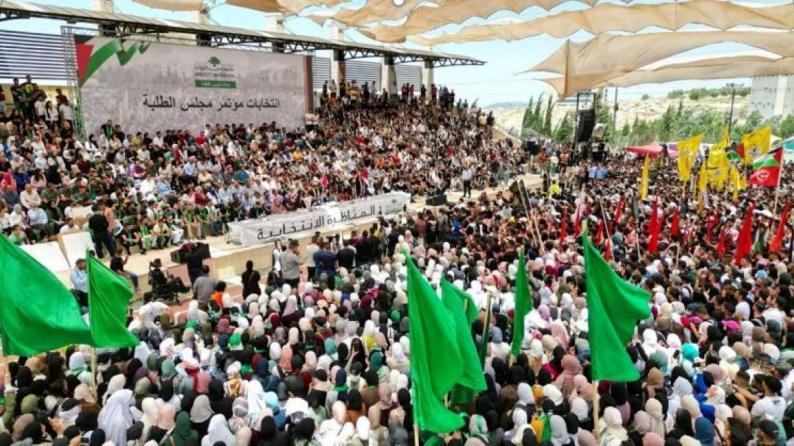 سام بحور يكتب لوطن: ماذا تفعل عندما تدرك أن شهادتك لا تجلب لك وظيفة؟! سام بحور يكتب لوطن: ماذا تفعل عندما تدرك أن شهادتك لا تجلب لك وظيفة؟!