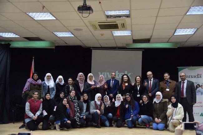 &quot;انجاز فلسطين&quot; تحتفل بتخريج طالبات مشروع &quot;صقل مهارات الفتيات القيادية وتعزيز فرصهن الاقتصادية&quot;