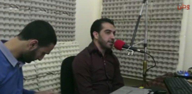 خاص لـ "وطن": بالفيديو... نابلس: مجموعة شبابية تُنتج كُتبًا صوتية للمكفوفين والأمّيّين خاص لـ "وطن": بالفيديو... نابلس: مجموعة شبابية تُنتج كُتبًا صوتية للمكفوفين والأمّيّين