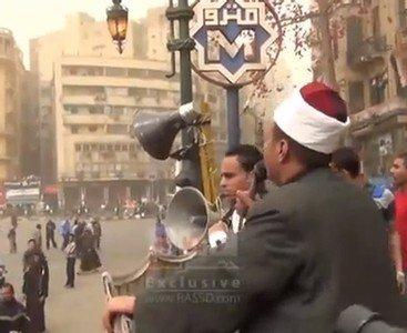 بالفيديو .. شيخ مصري يفتي بإباحة قتل عناصر حماس