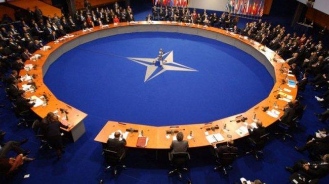 هل ينقل الناتو الصراع مع موسكو إلى شرق المتوسط؟