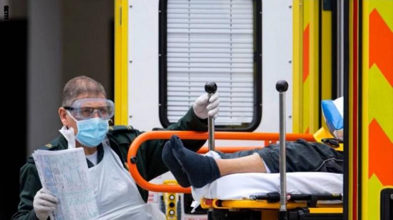 بريطانيا: 708 وفيات جديدة بفيروس كورونا ترفع الاجمالي إلى 4313