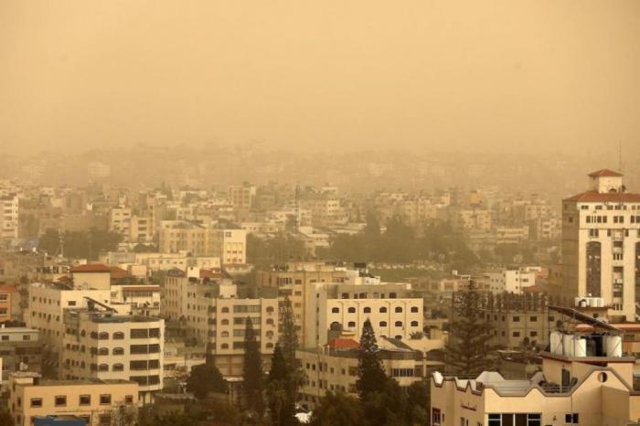 الطقس: أجواء مغبرة مع أمطار خفيفة الأحد والإثنين الطقس: أجواء مغبرة مع أمطار خفيفة الأحد والإثنين
