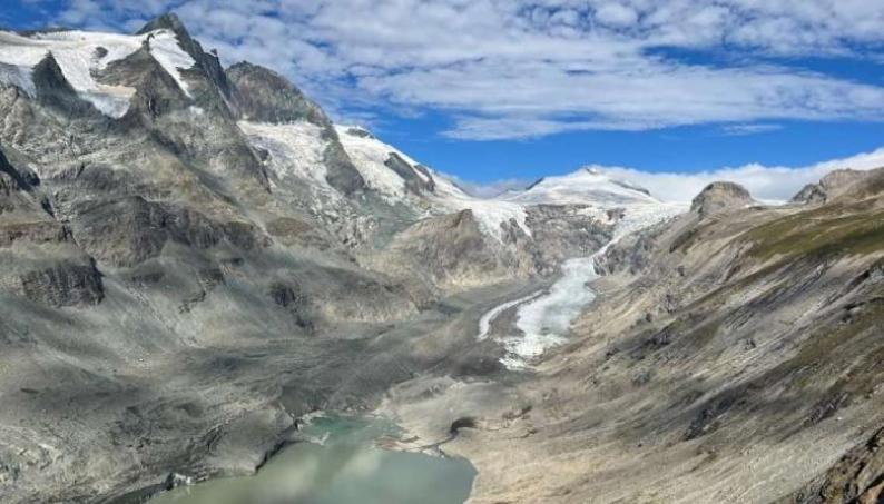 أكبر نهر جليدي في إيطاليا يتقلّص والعلماء يتوقعون زواله بعد أقل من قرن