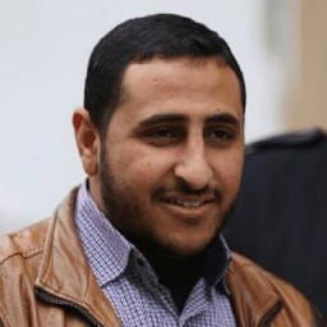 استشهاد الصحفي محمد مشمش برفقة نجله جراء قصف الاحتلال وسط غزة