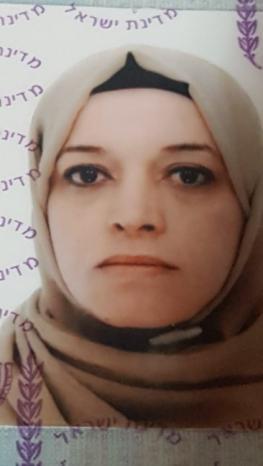المحامية فاطمة النتشة لـوطن: تعرضت لاعتداء من جندي إسرائيلي على حاجز قلنديا المحامية فاطمة النتشة لـوطن: تعرضت لاعتداء من جندي إسرائيلي على حاجز قلنديا