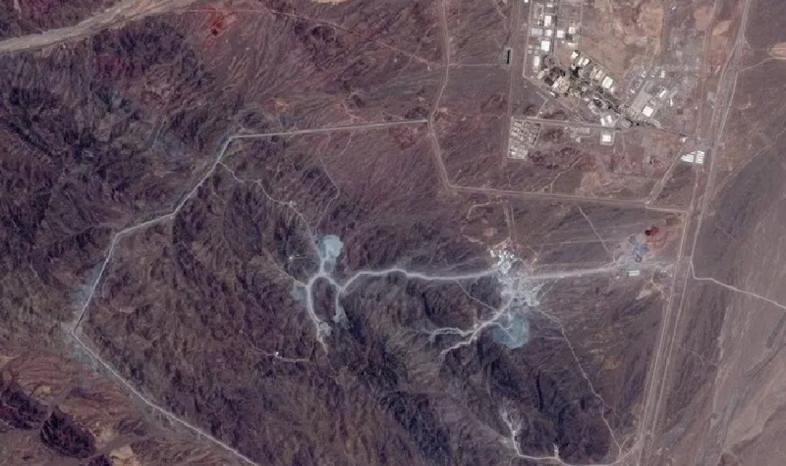 ترامب يجدد تهديده بضرب موقع "جبل الفأس" النووي
