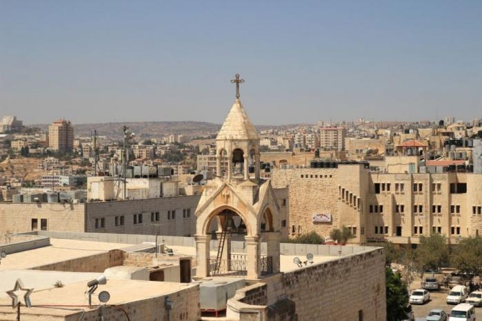 مغراس الثقافي في بيت لحم: حين تتحول الثقافة إلى مقاومة صامتة” مغراس الثقافي في بيت لحم: حين تتحول الثقافة إلى مقاومة صامتة”