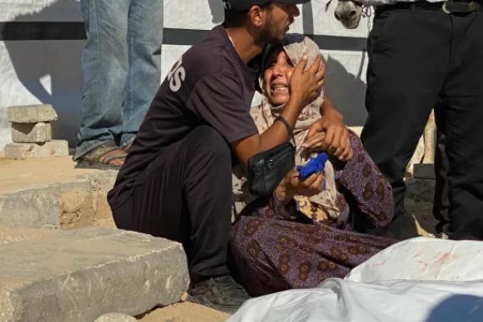 7 شهداء وعدة إصابات بنيران وقصف للاحتلال على عدة مناطق في قطاع غزة منذ الصباح 7 شهداء وعدة إصابات بنيران وقصف للاحتلال على عدة مناطق في قطاع غزة منذ الصباح