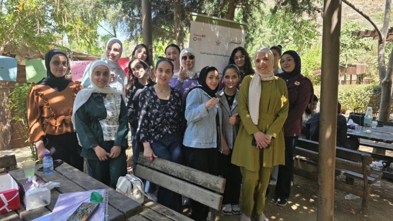 جمعية المرأة العاملة تختتم سلسلة لقاءات المجموعة الداعمة في مخيم الجلزون جمعية المرأة العاملة تختتم سلسلة لقاءات المجموعة الداعمة في مخيم الجلزون