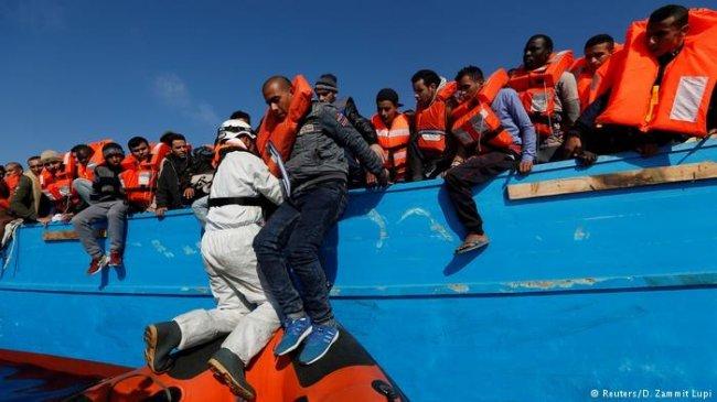 انقاذ 4 آلاف مهاجر قبالة السواحل الليبية