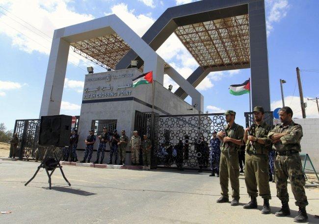 داخلية غزة: إغلاق معبر رفح للمغادرين وبقائه مفتوح للقادمين