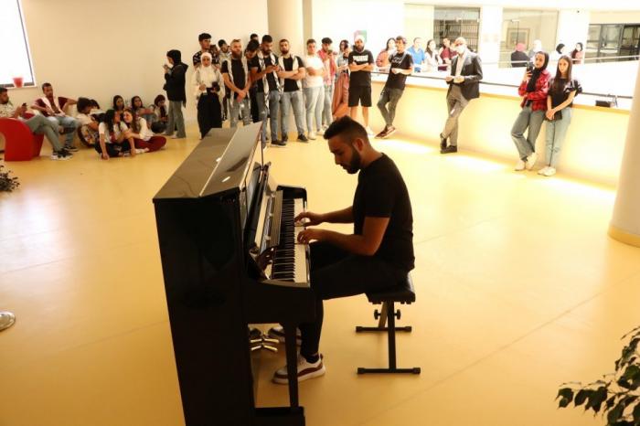 جامعة دار الكلمة تنظم عرضاً موسيقياً لطلبة آلة البيانو