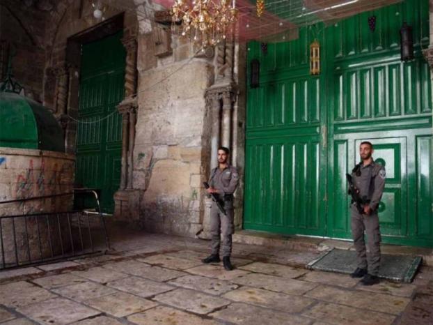 الاحتلال يغلق باب المغاربة بالقدس بعد اقتحام 1500 مستوطن للأقصى الاحتلال يغلق باب المغاربة بالقدس بعد اقتحام 1500 مستوطن للأقصى