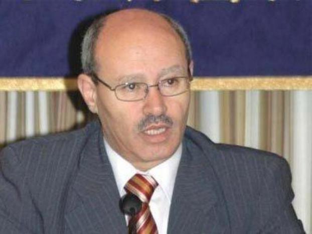 د. حسن أبو لبده يكتب لوطن: الفصائل ... وصاية بلا تفويض د. حسن أبو لبده يكتب لوطن: الفصائل ... وصاية بلا تفويض