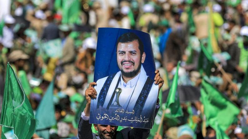بالمسيرات والصواريخ.. جماعة انصار الله تعلن استهداف "مواقع في السعودية" بالمسيرات والصواريخ.. جماعة انصار الله تعلن استهداف "مواقع في السعودية"