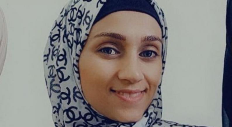 جريمة قتل رسمية بربور.. ملابس طفلها كانت غارقة بالدماء، وتصرفات الزوج أصبحت غريبة مؤخرا جريمة قتل رسمية بربور.. ملابس طفلها كانت غارقة بالدماء، وتصرفات الزوج أصبحت غريبة مؤخرا