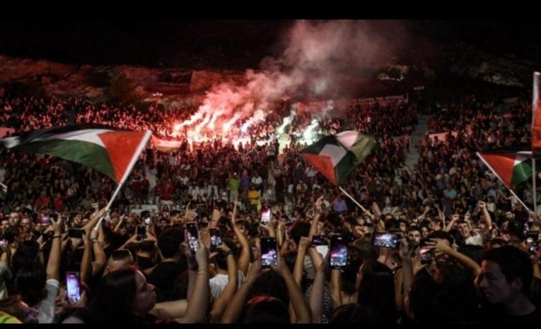 عشرات الآلاف في أثينا يتضامنون مع فلسطين.. والسفير السابق مروان طوباسي يشيد بالموقف الشعبي اليوناني عشرات الآلاف في أثينا يتضامنون مع فلسطين.. والسفير السابق مروان طوباسي يشيد بالموقف الشعبي اليوناني