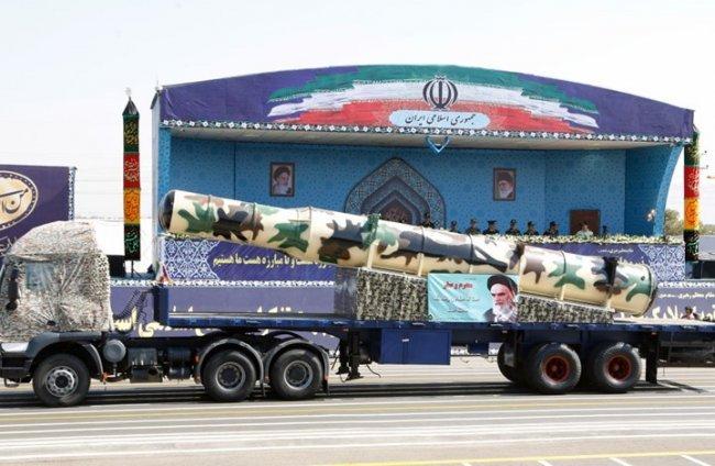 إيران تلوح بإجراءات نووية جديدة