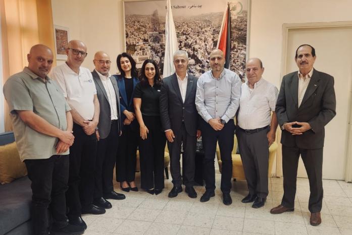 البنك العربي يرعى مهرجان "ليالي بيت ساحور" و"أسبوع المغتربين" البنك العربي يرعى مهرجان "ليالي بيت ساحور" و"أسبوع المغتربين"