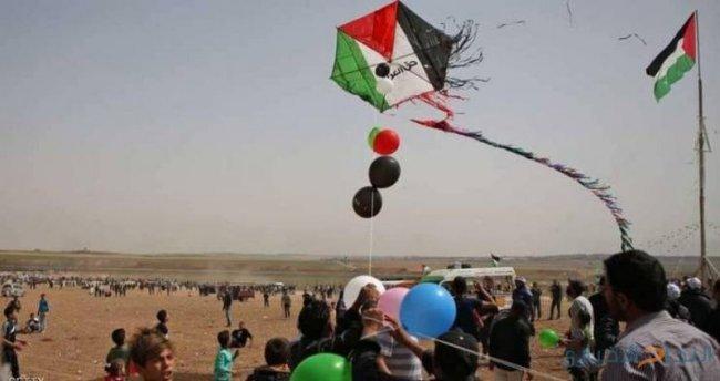 الاحتلال يمنع دخول البالونات الى غزة