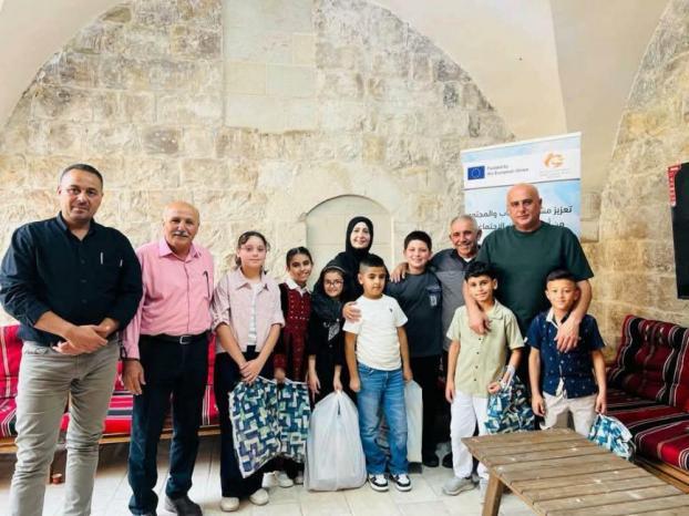 مركز إبداع المعلم ينفذ مسابقة للأمثال الشعبية تعزز الهوية الثقافية والتراث الفلسطيني في قصور عرابة التاريخية