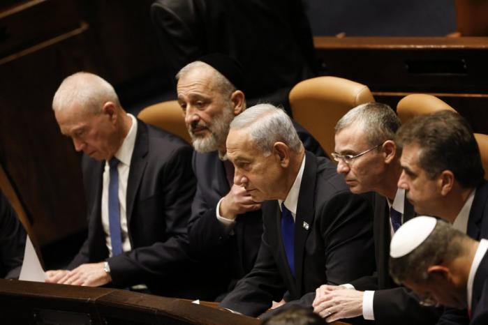 جمال زقوت يكتب لوطن:هل تُسقط الحرب عصابة نتانياهو ؟