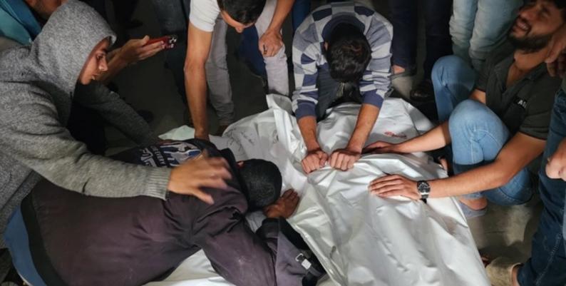 4 شهداء ومصابون بنيران قوات الاحتلال في قطاع غزة 4 شهداء ومصابون بنيران قوات الاحتلال في قطاع غزة