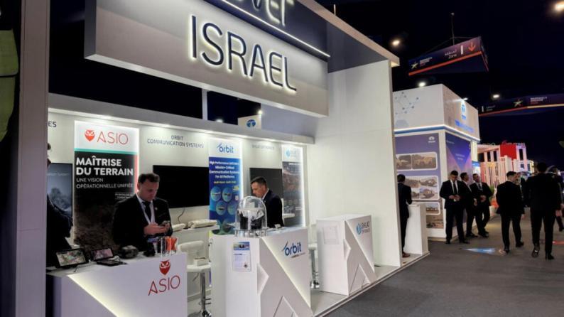التطبيع متزايد رغم حرب الإبادة.. "إسرائيل" تعرض صناعاتها العسكرية في المغرب للمرة الأولى التطبيع متزايد رغم حرب الإبادة.. "إسرائيل" تعرض صناعاتها العسكرية في المغرب للمرة الأولى