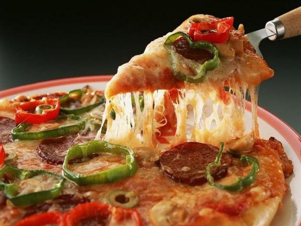 دراسة: أكل &quot;البيتزا&quot; يعالج سرطان البروستاتا