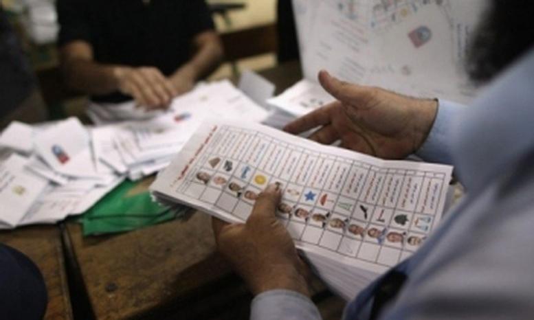 مرسي وشفيق في انتخابات الاعادة