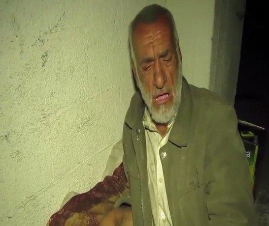 خاص لـ "وطن": بالفيديو... غزة: بعد محاولات "الشؤون" لإعادته إلى بيته.. القرم يعود للشارع خاص لـ "وطن": بالفيديو... غزة: بعد محاولات "الشؤون" لإعادته إلى بيته.. القرم يعود للشارع