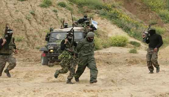 جنود الاحتلال يروون محاولة خطف القسام لاحد الجنود شمال غزة