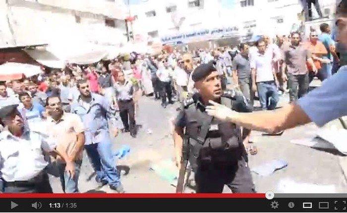 إدانات بعد اعتداء رجال الأمن على مراسل 'وطن' في رام الله