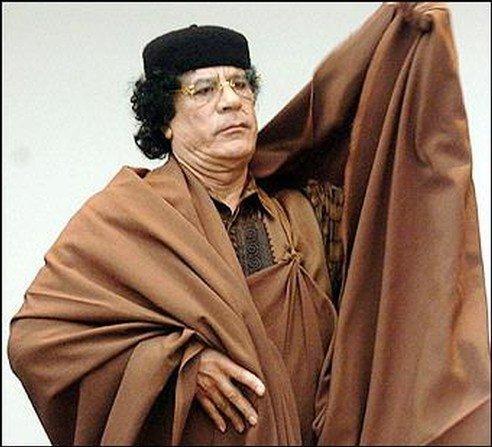 الكشف عن اسرار القذافي الجنسية وحبه للنساء الكشف عن اسرار القذافي الجنسية وحبه للنساء