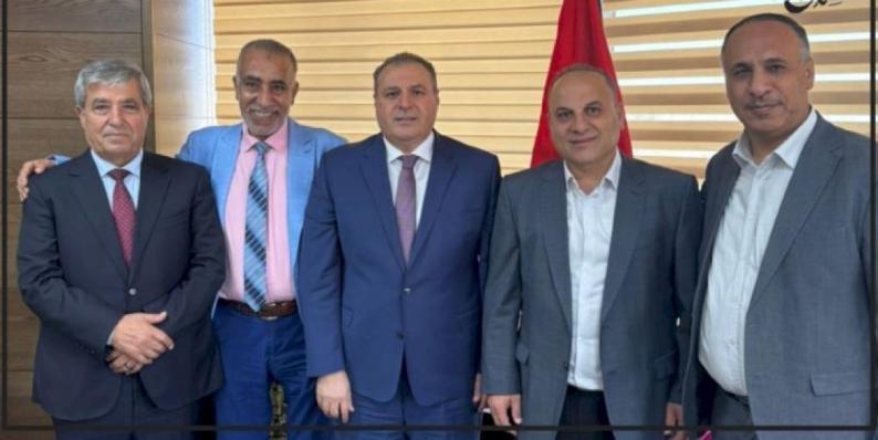 وفد الجمعية الاستهلاكية التعاونية للموظفين يلتقي سفير الأردن في فلسطين لبحث التعاون المشترك وفد الجمعية الاستهلاكية التعاونية للموظفين يلتقي سفير الأردن في فلسطين لبحث التعاون المشترك