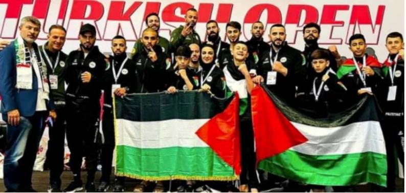 6 ميداليات ملونة يحققها أبطال فلسطين في &quot;الكيك بوكسينغ&quot; في بطولة العالم