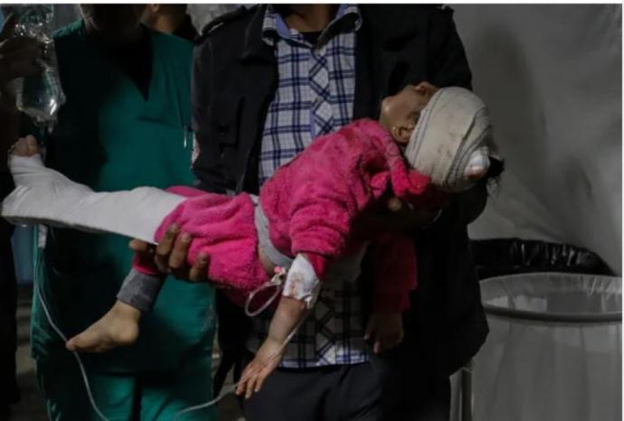 الأورومتوسطي: الاحتلال اطلق النار بشكل مباشر وقتل 13 طفلا في مجمع الشفاء الطبي بغزة