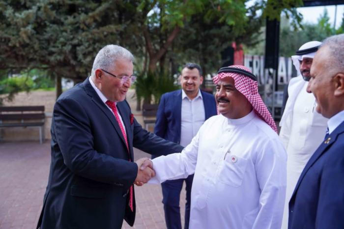 جامعة القدس تستقبل وفد المؤسسة الملكية للأعمال الإنسانية البحرينية وتبحث تعزيز التعاون لدعم القدس