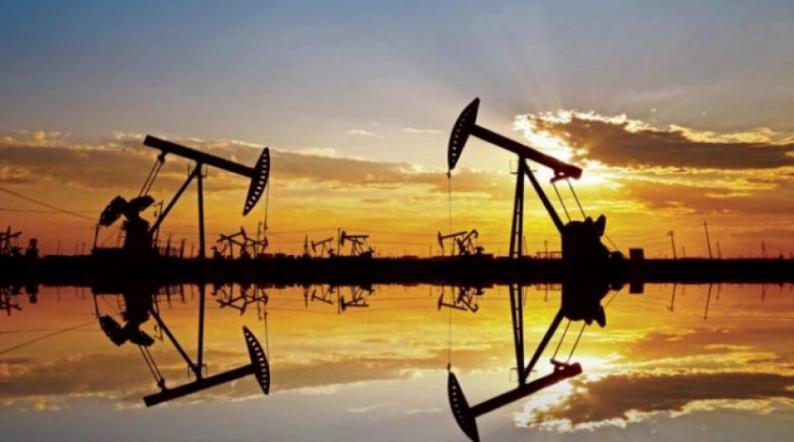 احتياطي النفط الأمريكي يهبط إلى أدنى مستوى منذ 4 عقود بسبب أزمة هرمز احتياطي النفط الأمريكي يهبط إلى أدنى مستوى منذ 4 عقود بسبب أزمة هرمز