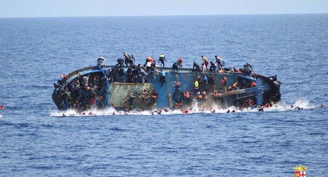 إنقاذ اكثر من 150 مهاجرا قبالة السواحل الليبية