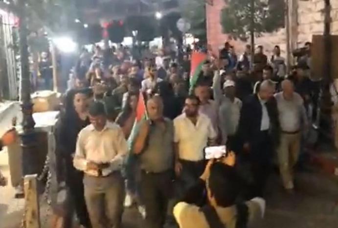 فيديو| مسيرة حاشدة وسط رام الله دعما لغزة ومقاومتها