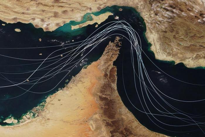 رويترز: إيران وضعت خططا لاستهداف كابلات الإنترنت في الخليج بلا خطوط حمراء