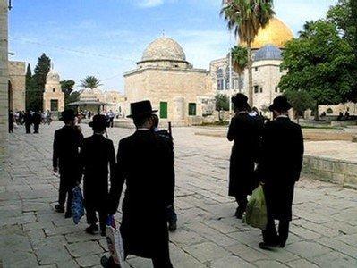 مستوطنون يستأنفون اقتحام الأقصى في اليوم الأخير لعيد 'العرش'